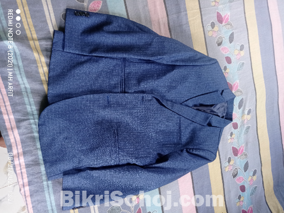 কোট বিক্রি হবে